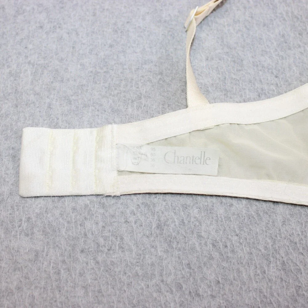Chantelle Bra Women 36DD White Floral Lace Underwire Wireless Unlined Sexy Lot